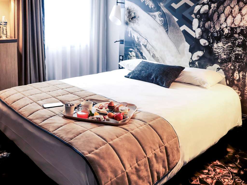 Mercure Pau Palais Des Sports Zimmer foto